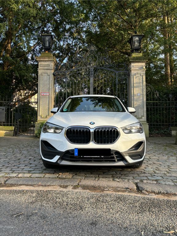 BMW X1 120.000 km 18.300 € Köln 50858