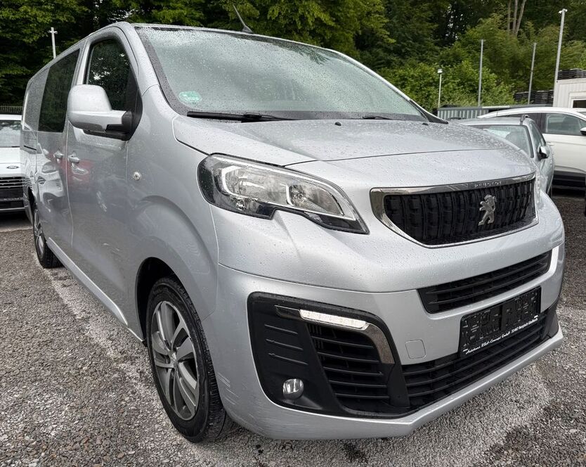 Peugeot Expert 215.028 km 13.590 € Bergisch Gladbach 51467