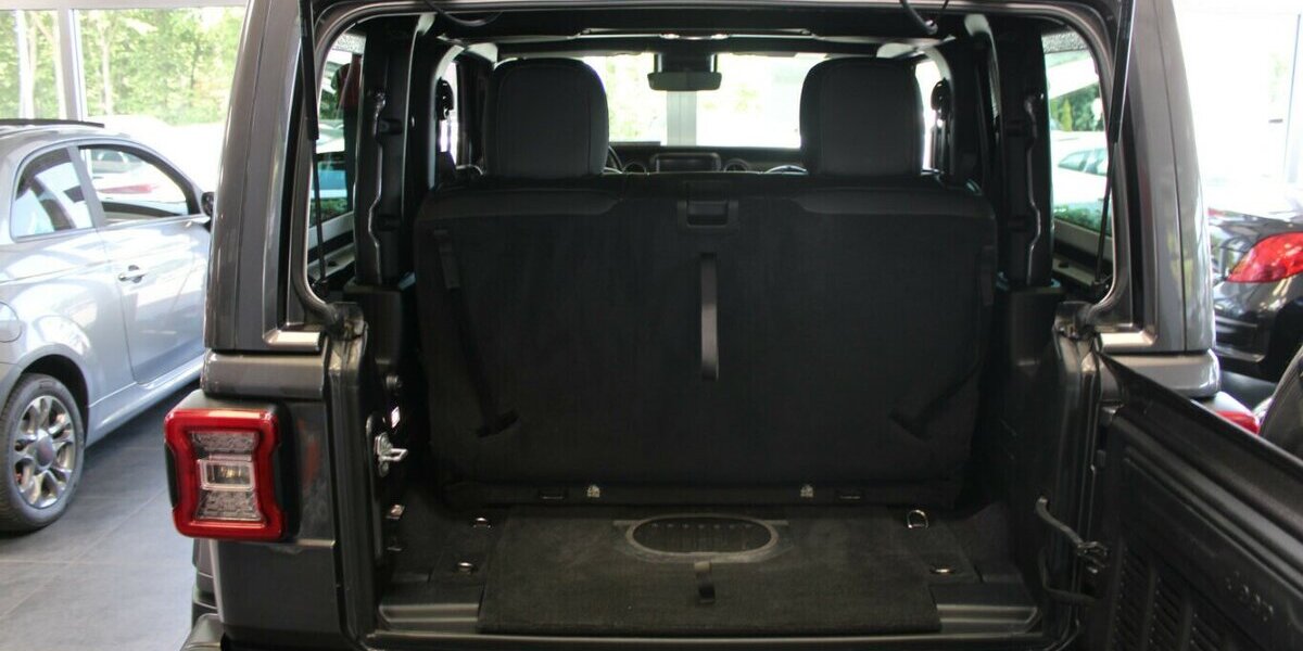 Jeep Wrangler 2.0 T-GDI Hardtop AWD Automatik 80th Anni 43.170 km 41.980 &euro; Euskirchen 53881