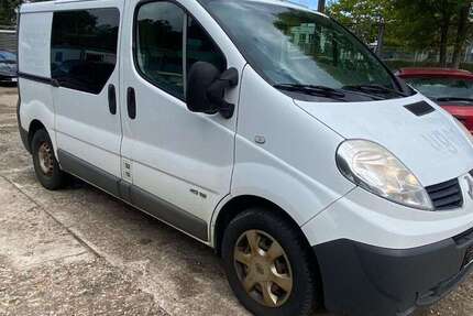 Renault Trafic 240.675 km 5.899 € Bonn 53227