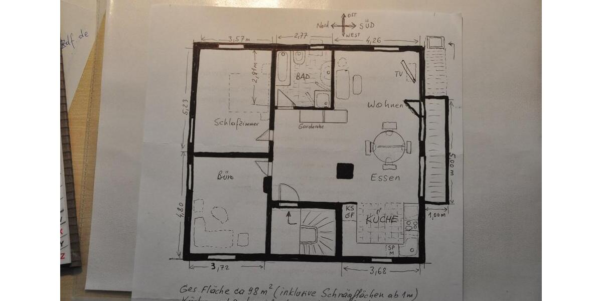 Dachgeschoßwohnung Bergisch Gladbach - 3 Zimmer, 90 m&sup2;, 1.250&euro; | Angebot:22460035
