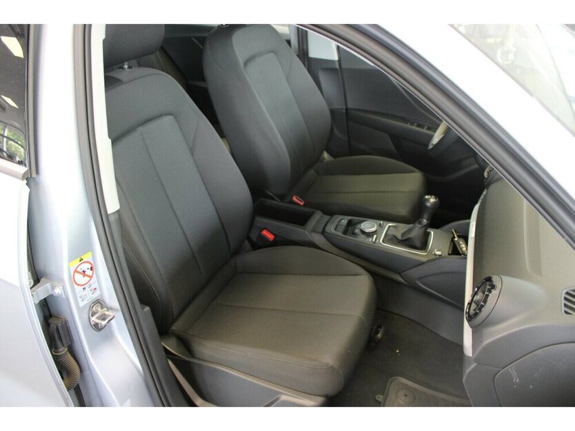 Q2 1.0 TFSI Ultra - AHK -