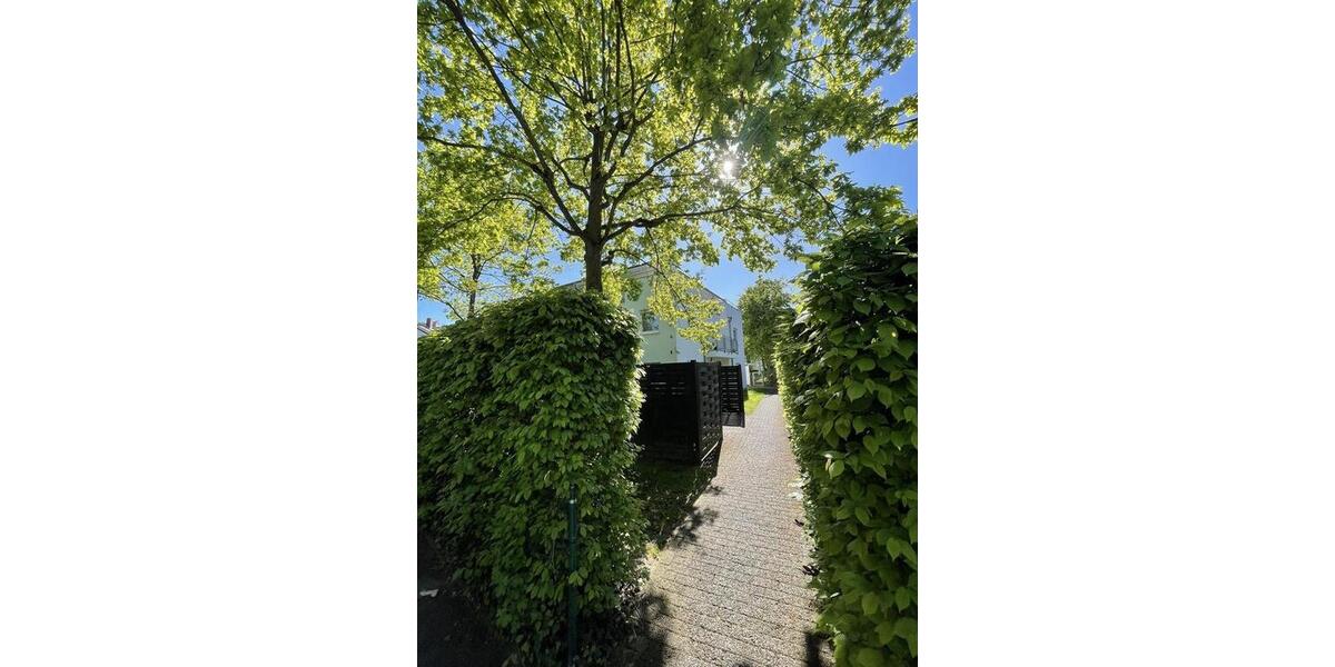 Erdgeschoßwohnung Bonn Lannesdorf - 3 Zimmer, 74 m&sup2;, 1.100&euro; | Angebot:26279224