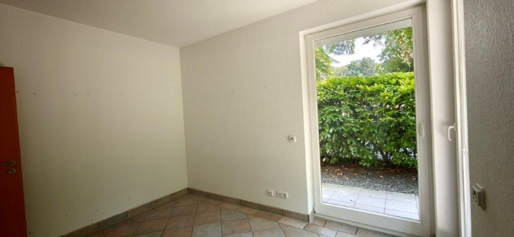 Köln-Junkersdorf, schiclke 3-Zimmer Wohnung mit Kamin, großer Terrasse und TG-Stellplatz - Terrassenwohnung Köln Junkersdorf | Angebot:26181670