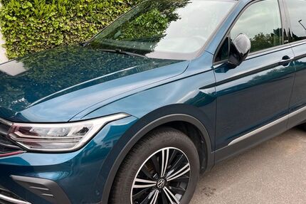 VW Tiguan 71.500 km 19.990 &euro; Sinzig 53424