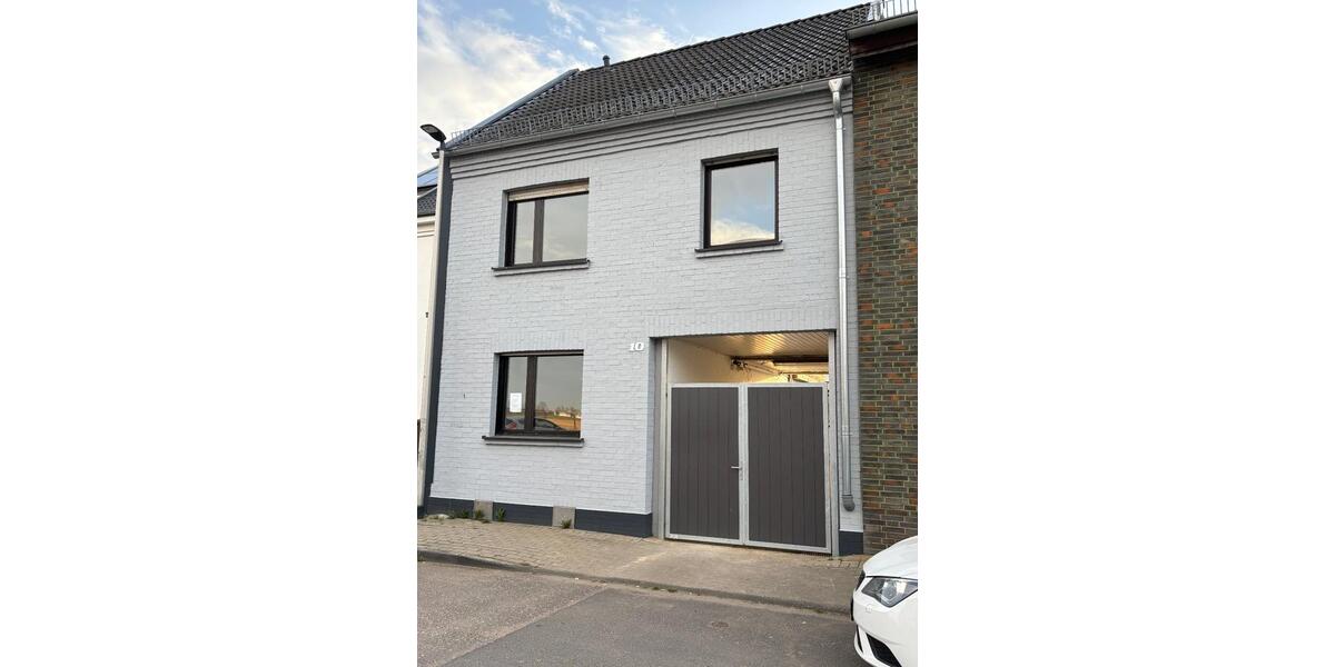 Einfamilienhaus Erftstadt - 5 Zimmer, 115 m&sup2;, 1.800&euro; | Angebot:25877014