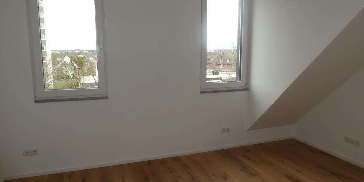 Neue helle Dachgeschoßwohnung mit moderner Heiztechnik im Energiesparhaus Bonn-Endenich - Dachgeschoßwohnung Bonn Dransdorf | Angebot:26610037