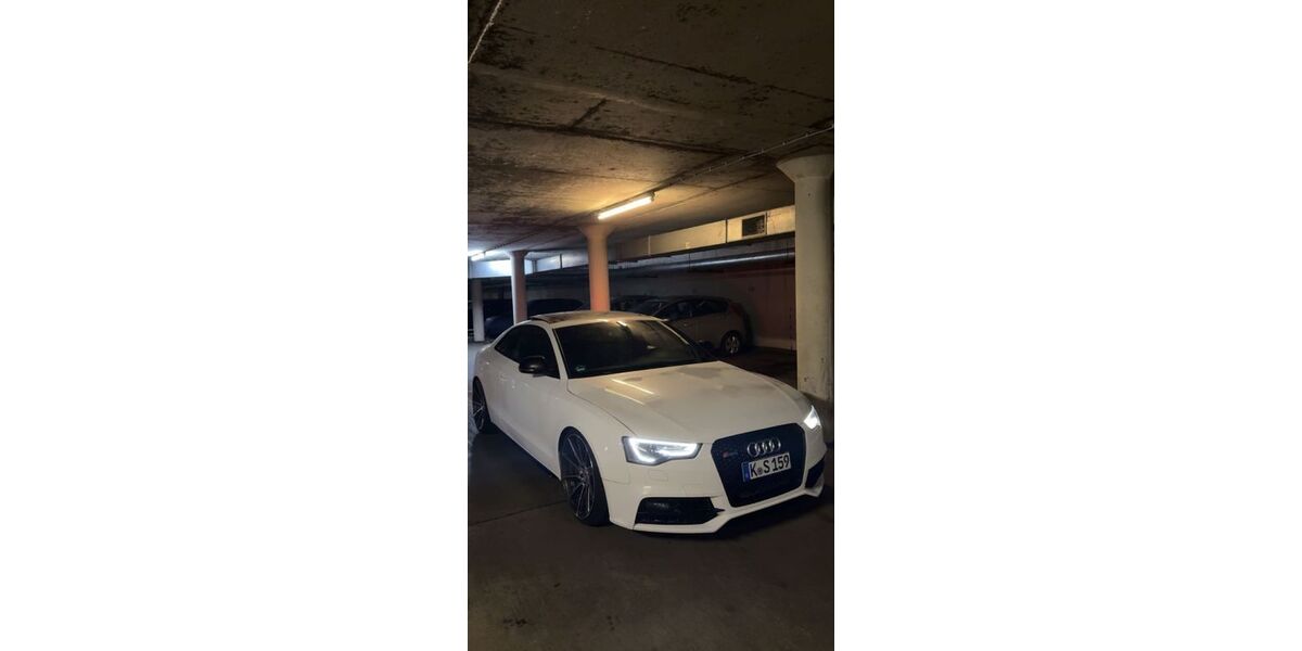 Audi A5 229.000 km 13.999 &euro; Köln 51107