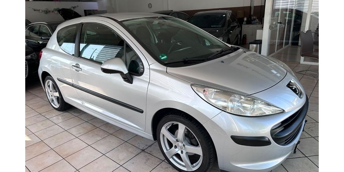 Peugeot 207 149.000 km 1.999 &euro; Bonn 53119