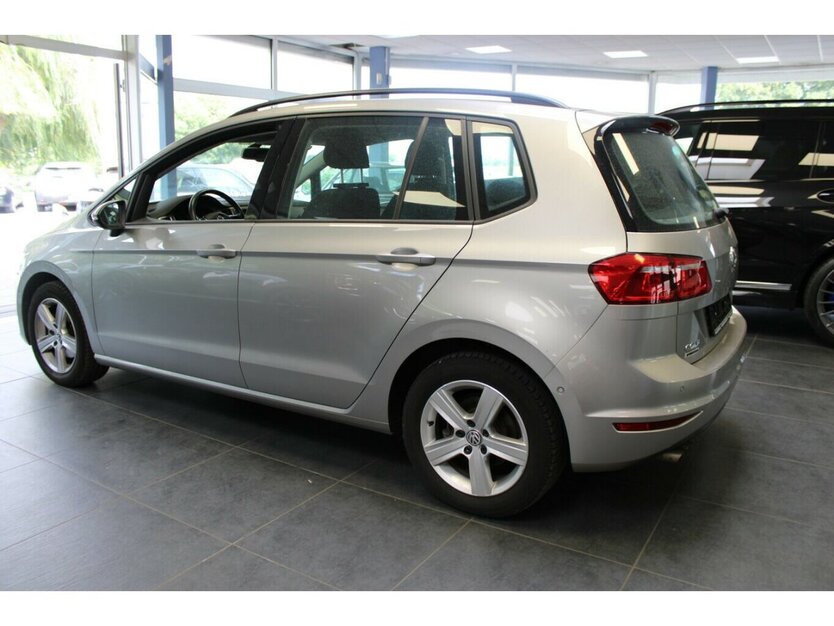 VW Golf Sportsvan 1.4 TSI Comfortline 64.395 km 13.980 € Euskirchen 53881