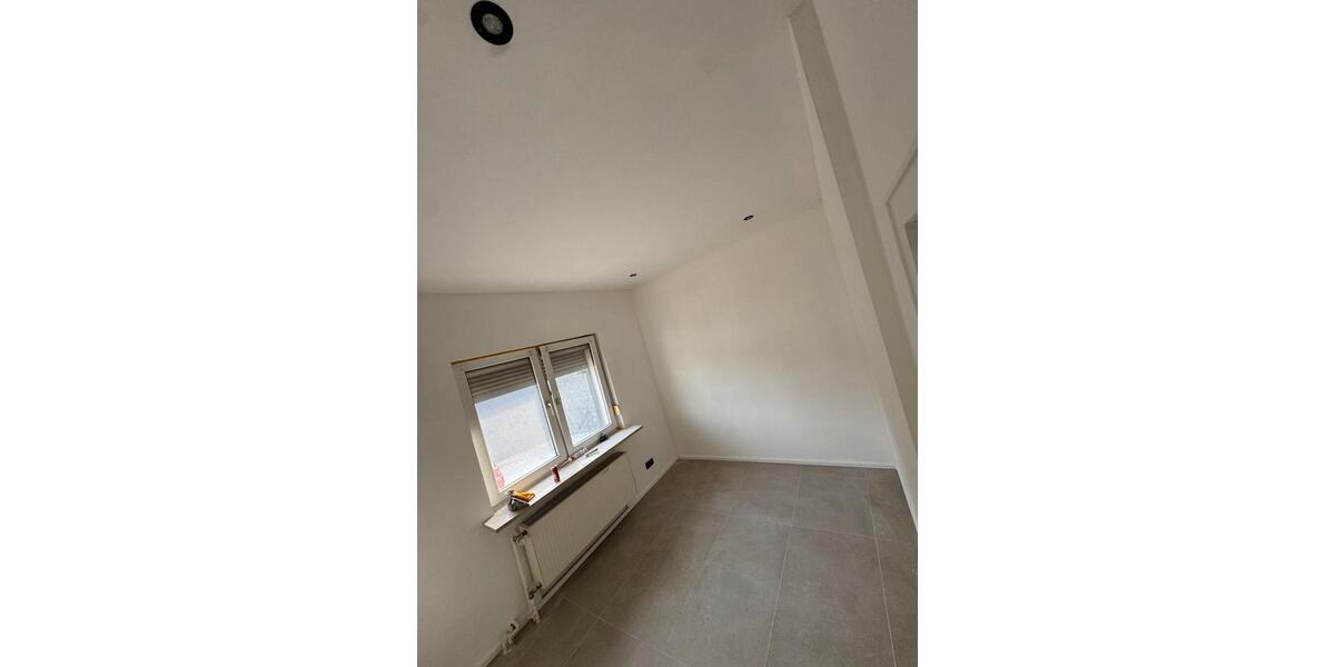 Etagenwohnung Hennef (Sieg) - 3 Zimmer, 80 m&sup2;, 950&euro; | Angebot:25632983