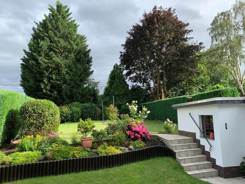 Provisionsfreies Mehrfamilienhaus in Brühl Eckdorf