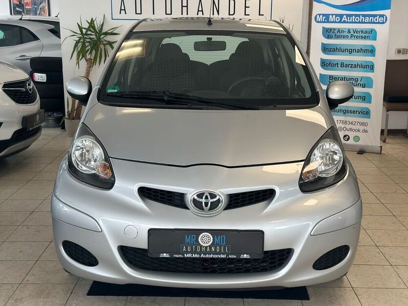 Aygo (X)
