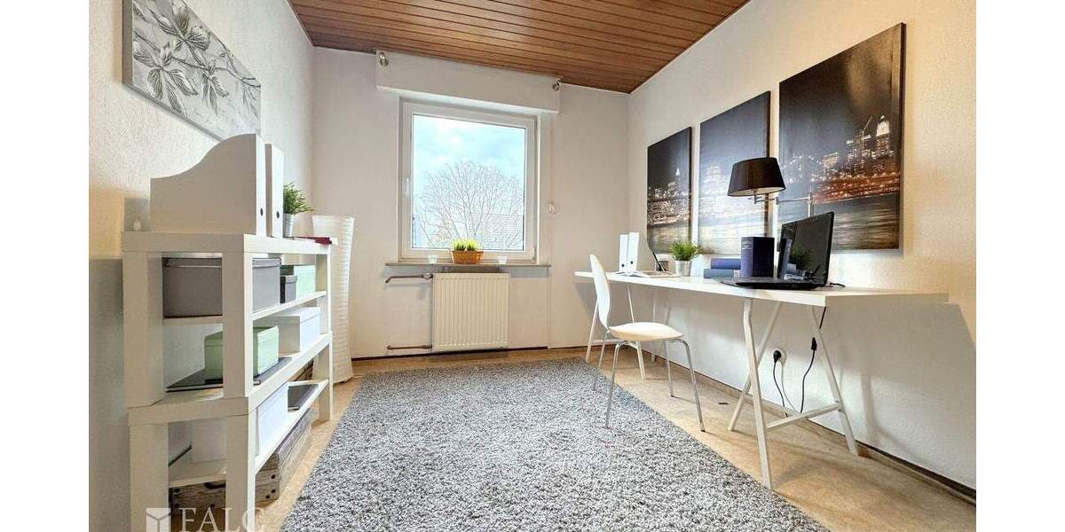 Etagenwohnung Siegburg - 4 Zimmer, 100 m&sup2;, 309.000&euro; | Angebot:25739528