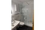 Rheinpromenade! Renovierte 4-Zimmerwohnung mit schickem Duschbad und Loggia