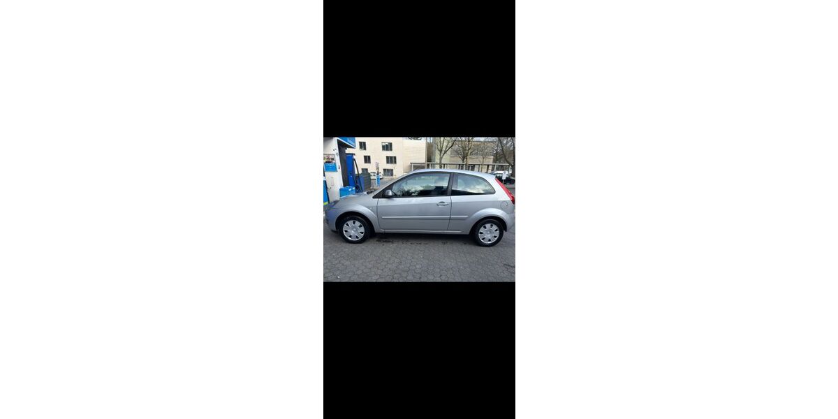 Ford Fiesta 164.000 km 3.850 &euro; Bergisch Gladbach 51429