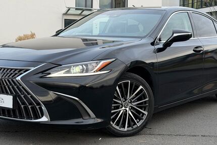 Lexus ES 300 114.000 km 29.999 &euro; Köln (Ostheim) 51107