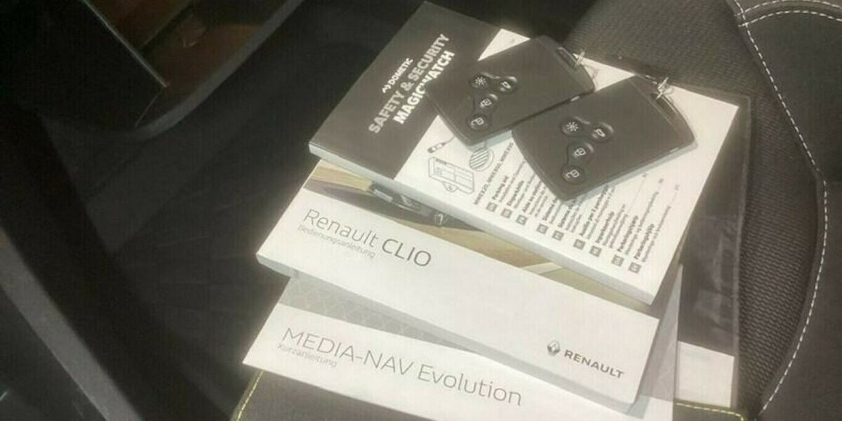 Renault Clio GT Bose Klima Navi 30.tkm ServNeu GARANTIE 30.000 km 12.500 &euro; Erftstadt 50374