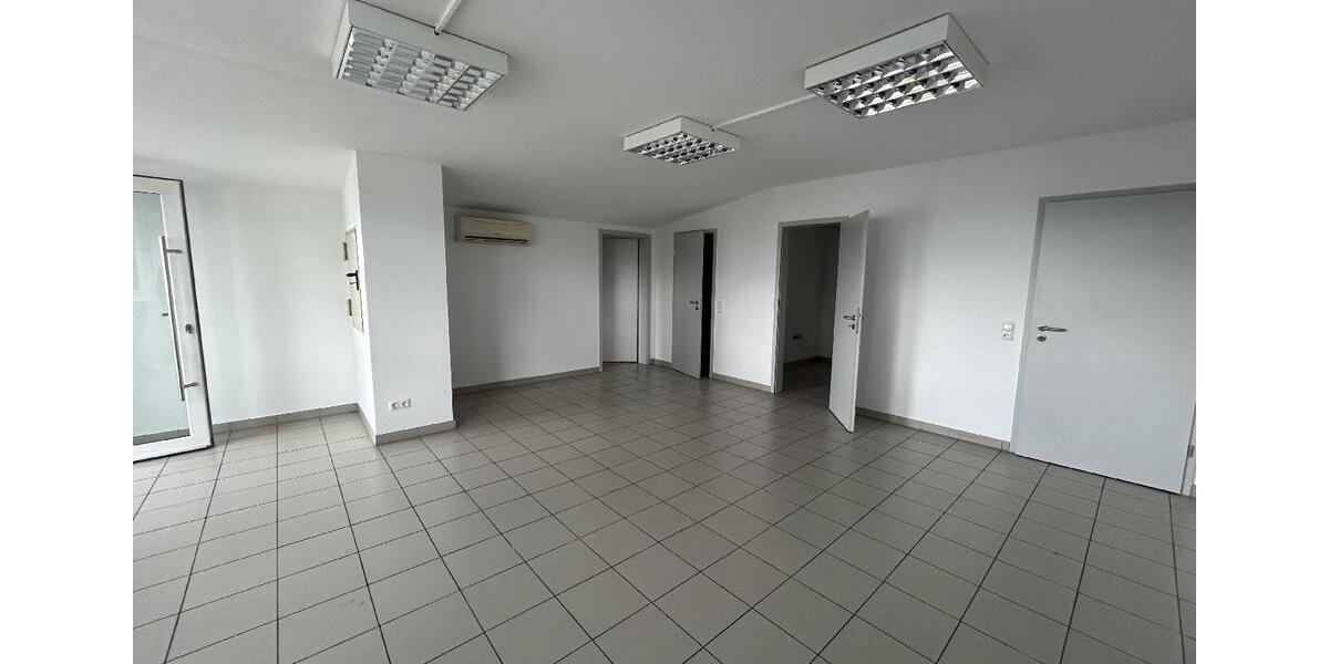 Gewerbeobjekt Niederkassel - 745&euro; | Angebot:18932925