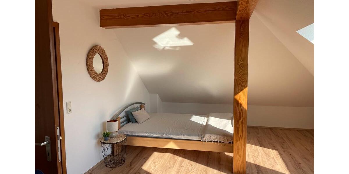 Etagenwohnung Bonn Lannesdorf - 1 Zimmer, 30 m&sup2;, 600&euro; | Angebot:25782598