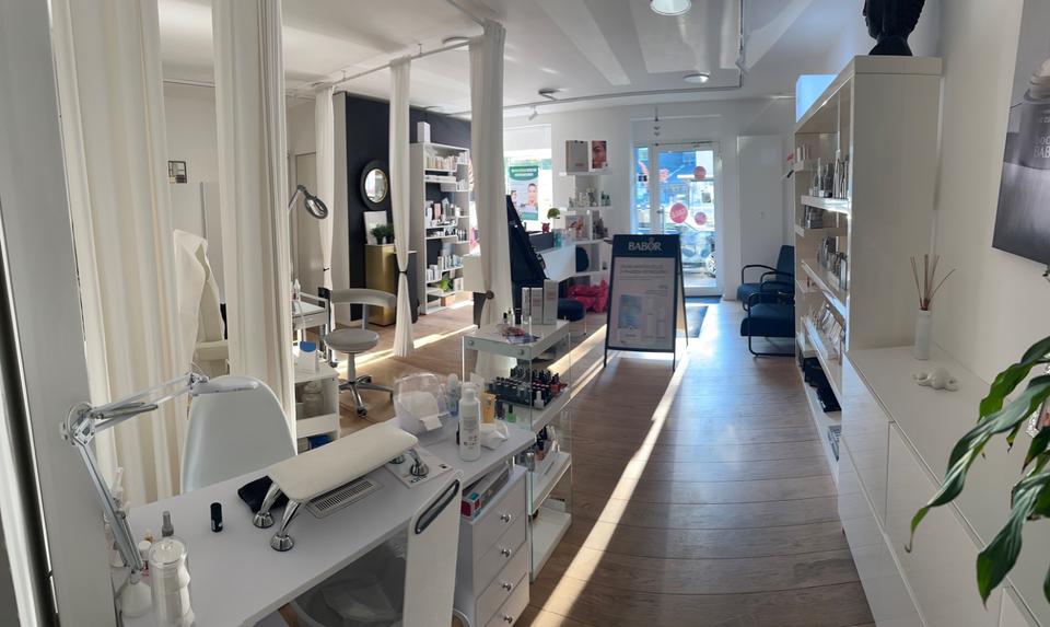 Gewerbeobjekt Rösrath - 1.095&euro; | Angebot:24482145