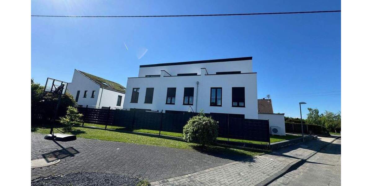 Reihenendhaus Sankt-Augustin/Hangelar Hangelar - 5 Zimmer, 153 m&sup2;, 690.000&euro; | Angebot:24530000