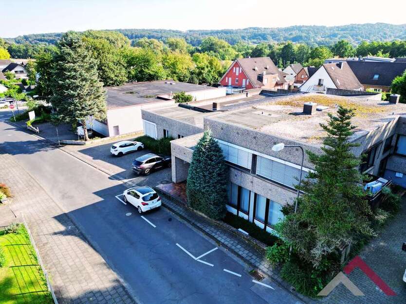 Halle in Sankt Augustin 2.100.000 € 1708.61 m²