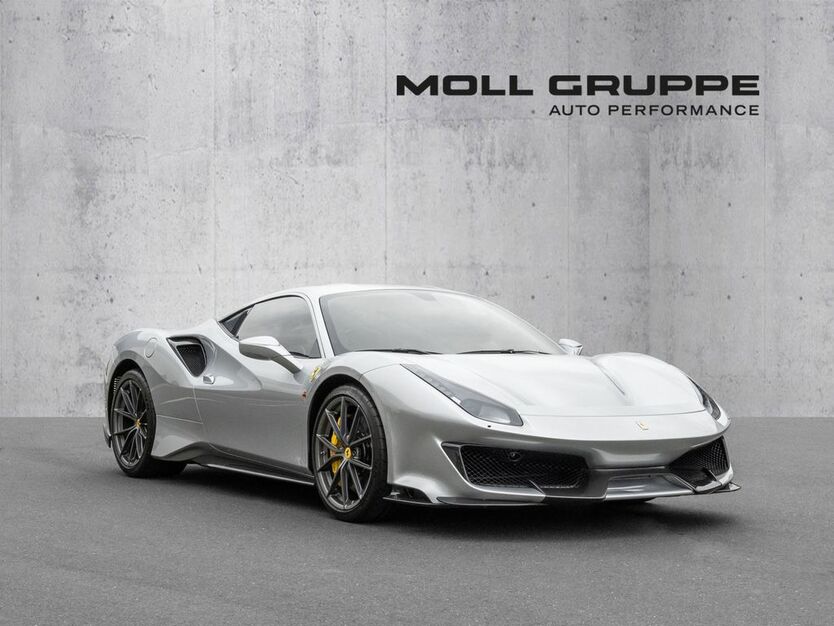 Ferrari 488 Pista 2.650 km 529.900 € Köln 50827