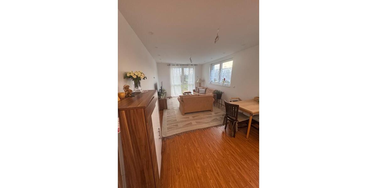 Etagenwohnung Erftstadt - 4 Zimmer, 94 m&sup2;, 1.600&euro; | Angebot:24772491