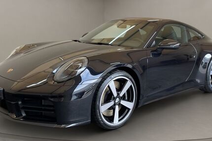 Porsche 992 7.454 km 153.500 &euro; Köln 50823