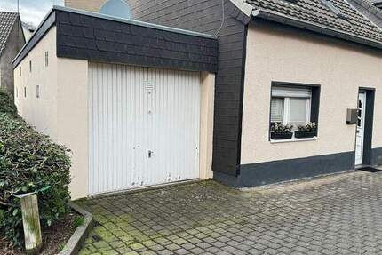 Haus Frechen - 3 Zimmer, 75 m&sup2;, 1.150&euro; | Angebot:24746961