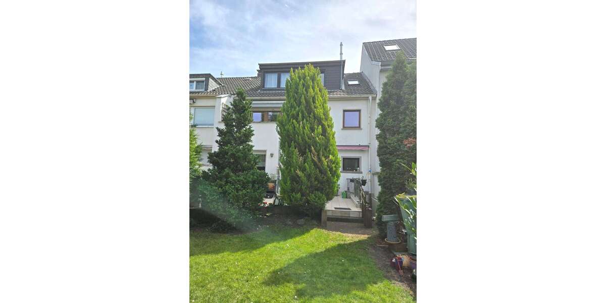 Einfamilienhaus Köln Mülheim - 9 Zimmer, 178 m&sup2;, 629.000&euro; | Angebot:26945667