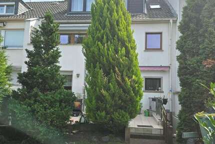 Haus Köln Mülheim - 9 Zimmer, 178 m&sup2;, 629.000&euro; | Angebot:26945667