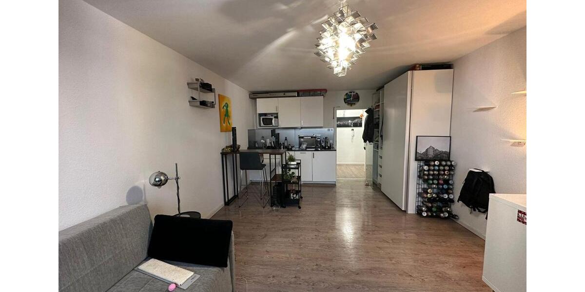 Etagenwohnung Köln Ehrenfeld - 1 Zimmer, 32 m&sup2;, 650&euro; | Angebot:26083853