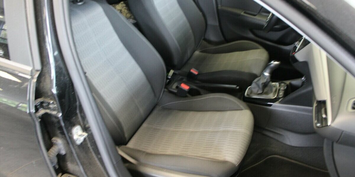 Opel Corsa 1.2 Edition 36.334 km 8.980 &euro; Euskirchen 53881