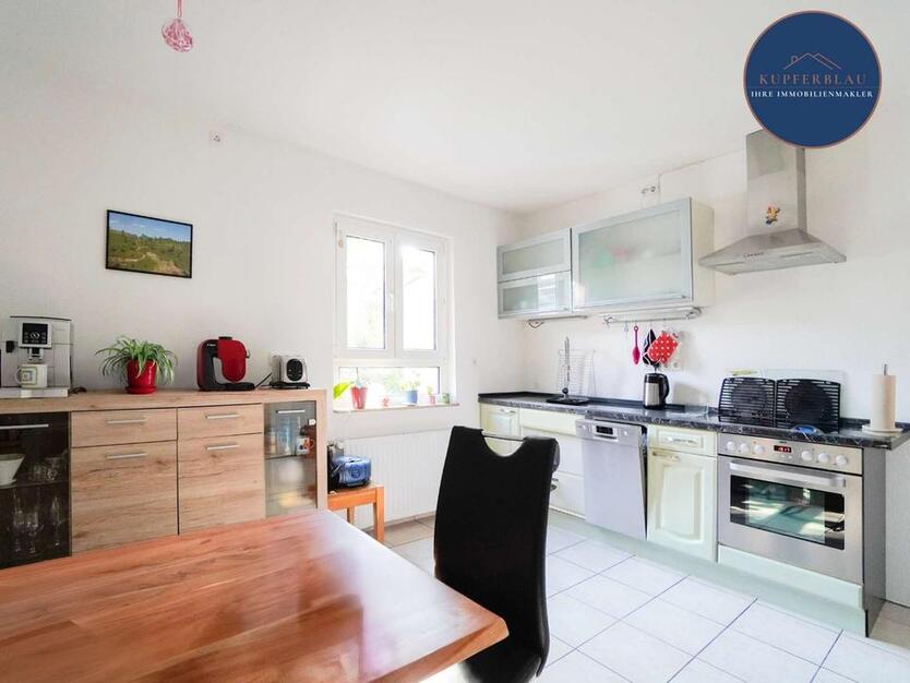 Mietshaus mit 3 SchlafZimmern, Home-Office-Bereich, Garten und Garage in Rheinbach