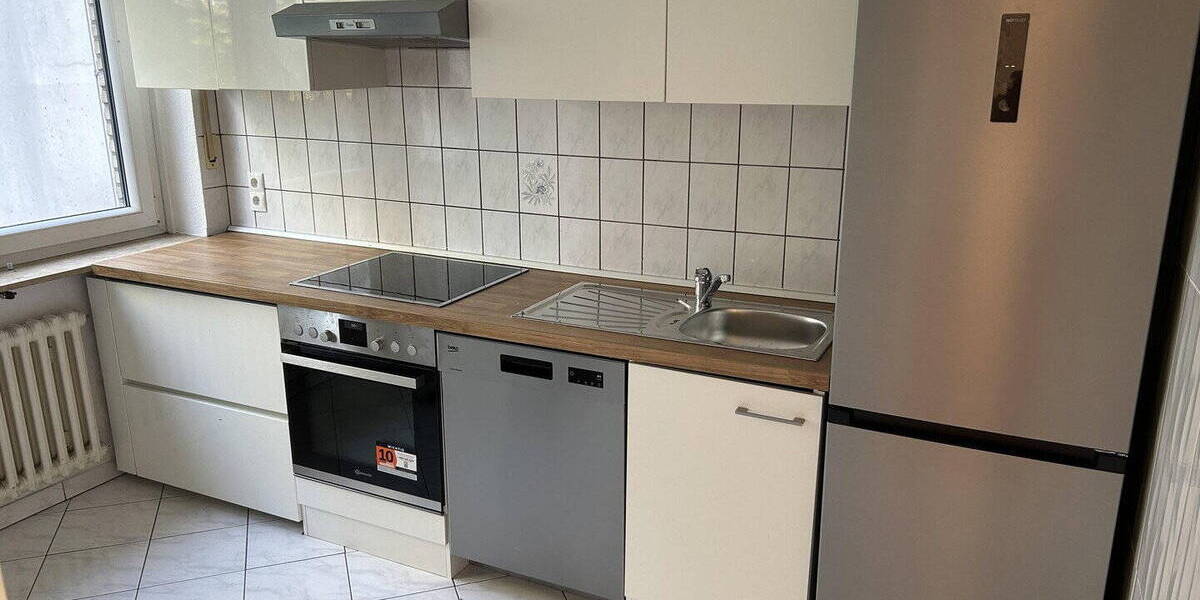 Etagenwohnung Bonn Tannenbusch - 3 Zimmer, 82 m&sup2;, 375&euro; | Angebot:26424380