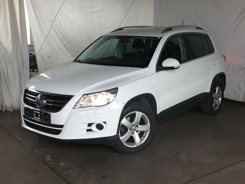 Tiguan SPORT&STYLE BMT NAVI orig.ATM 75.125 km !