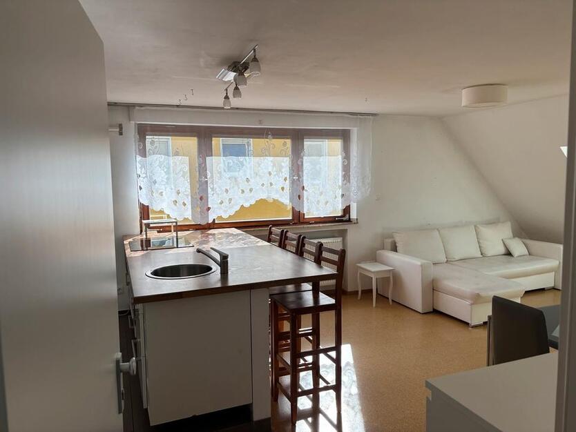 Ab sofort zwei Zimmer Wohnung zu vermieten zimmer