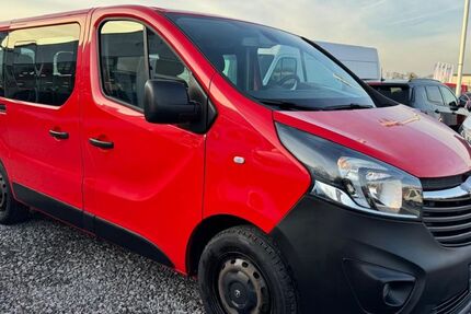 Opel Vivaro 136.000 km 13.788 &euro; Rheinbach 53359