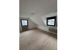 Dachgeschoßwohnung Niederkassel - 3 Zimmer, 56 m&sup2;, 1.032&euro; | Angebot:24704673