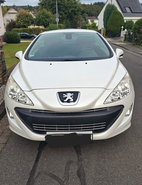 Peugeot 308 94.100 km 6.100 € Wachtberg 53343