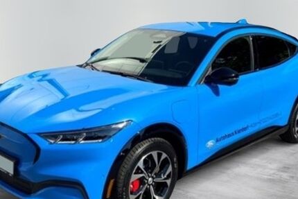 Ford Mustang Mach-E 45.600 km 29.990 € Köln 50825