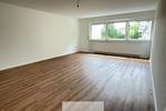 Zentrumsnaher Wohntraum: Frisch sanierte 3-Zimmer-Wohnung mit großem Balkon - Etagenwohnung Siegburg Zentrum | Angebot:26855170