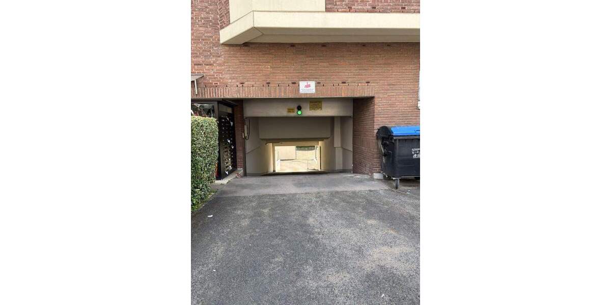 Eigentums - Appartementwohnung mit Tiefgaragenstellplatz in Marienburg - 1 km zum Rhein, 2 km zur A 4, 4 km zum Dom 1 zimmer