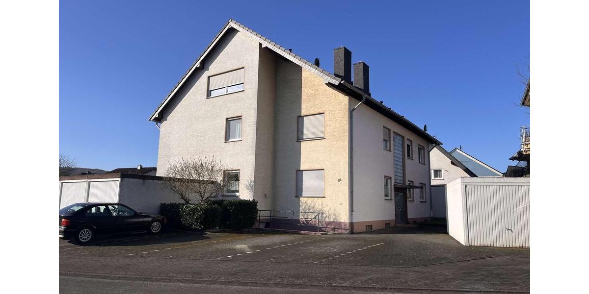 Dachgeschoßwohnung Sinzig - 2 Zimmer, 65 m&sup2;, 390&euro; | Angebot:25872835