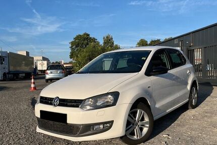 VW Polo 143.000 km 5.490 &euro; Köln 51067