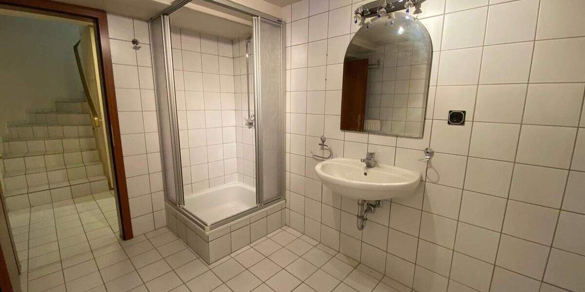 Mehrfamilienhaus, Wohnhaus Bergisch Gladbach Lustheide - 4 Zimmer, 143 m&sup2;, 576.000&euro; | Angebot:24425991