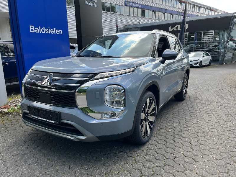 Mitsubishi Outlander 4.900 km 49.850 € Bergisch Gladbach 51427