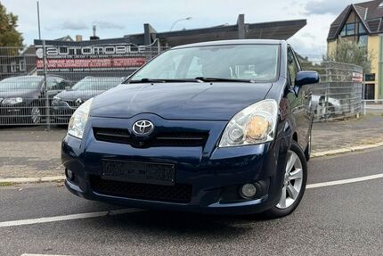 Toyota Corolla Verso 220.000 km 2.890 € Brühl 50321